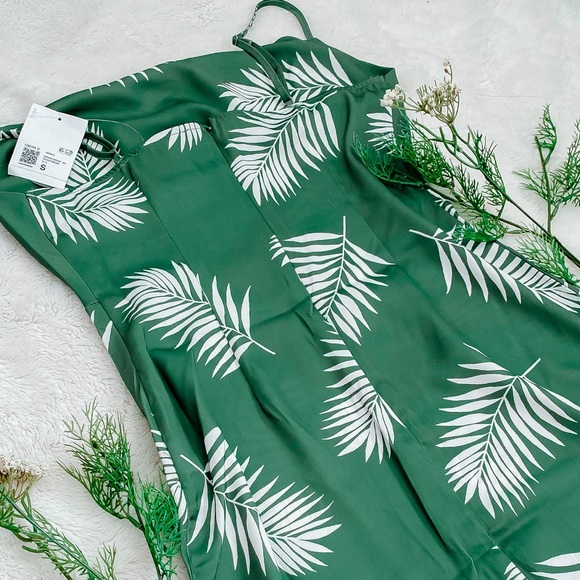 NWT Palm Leaves Dress - Picture 3 of 4